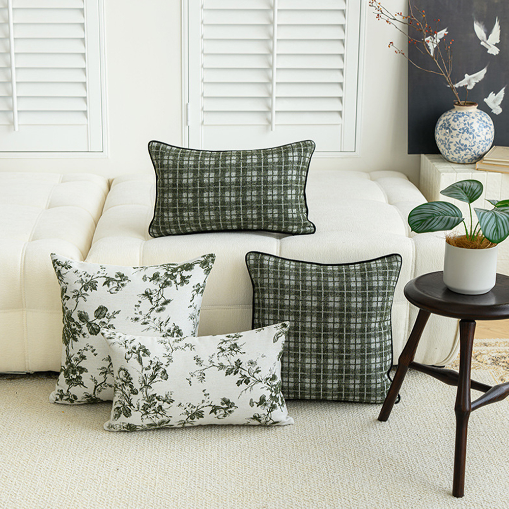 Cuscino floreale con motivo check country