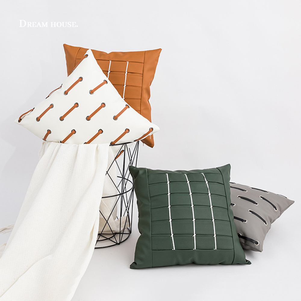 Cuscino decorativo in pelle